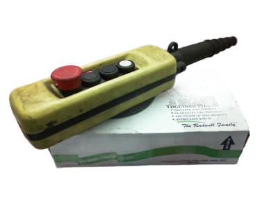 SCHNEIDER ELECTRIC XAC-A481H29