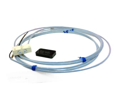 OMRON E32-L11FP