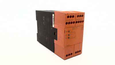DOLD BH5933.48/61 AC230V