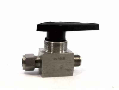 SWAGELOK SS-45S8