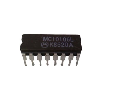NXP SEMICONDUCTOR MC10106L