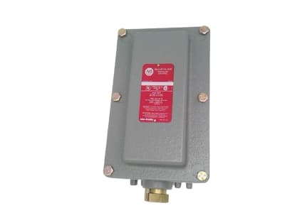 ALLEN BRADLEY 836-C65E