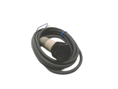 OMRON E3F2-DS30B4-2M