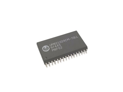 UMC UM621024CM-70LL