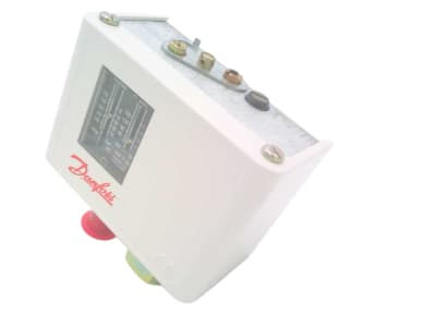 HUBBELL KP7W