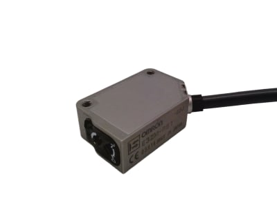 OMRON E3ZM-R81-S3J 0.3M