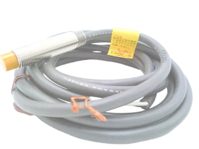 OMRON TL-X5MY1