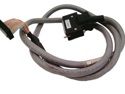 OMRON XW2Z-100J-B1