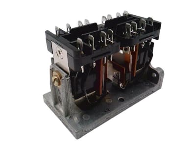 TE CONNECTIVITY KUB17A1J-120