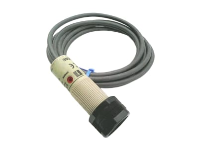 OMRON E3F2-7L 2M