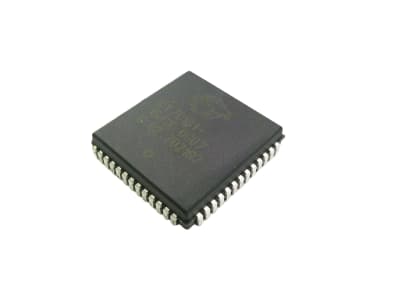 INFINEON CY7C131-15JXC