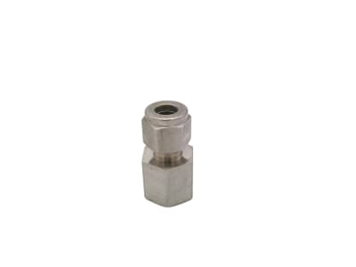 SWAGELOK SS-500-7-4