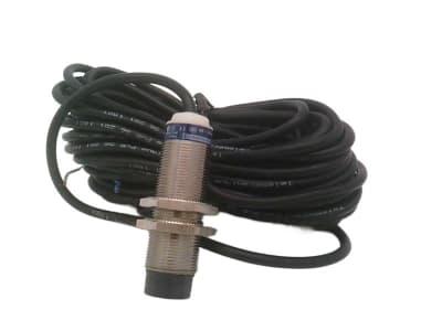 SCHNEIDER ELECTRIC XS2M18MA230L2