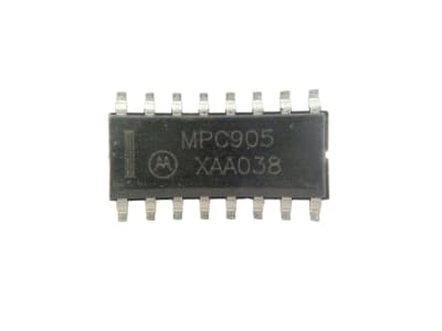 INTEGRATED DEVICE TECHNOLOGY MPC905D
