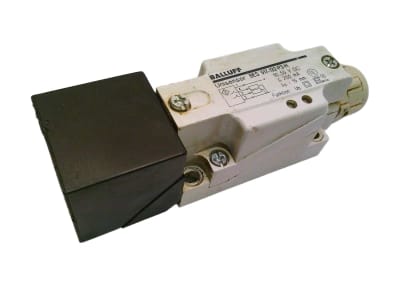 BALLUFF BES-517-132-P3-H