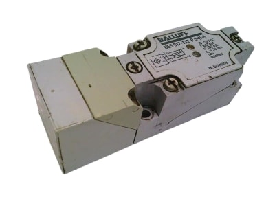 BALLUFF BES-517-132-P5-U-B