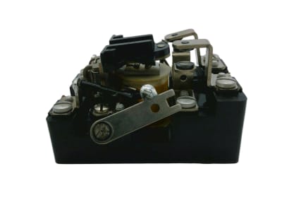 GUARDIAN ELECTRIC CO 2100-U-DPDT-120