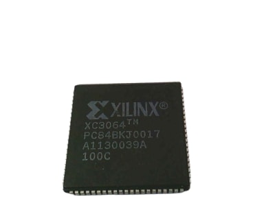XILINX XC3064-100PC84C