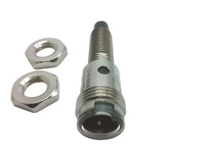 OMRON E2A-M08KN04-M1-C1