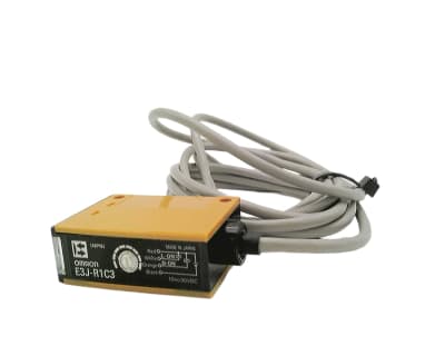 OMRON E3J-R1C3