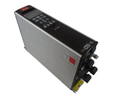 DANFOSS VLT-5001P-T5-B20-ST-R0-DL