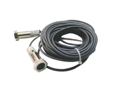 OMRON E3F2-7B4-M-8M