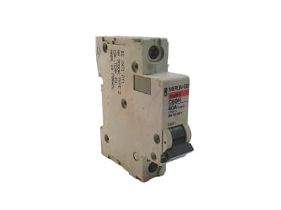 SCHNEIDER ELECTRIC MG25621