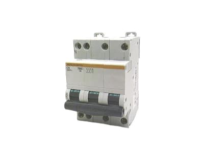 SCHNEIDER ELECTRIC MG17589
