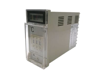 OMRON E5E3-YS10J-DIN
