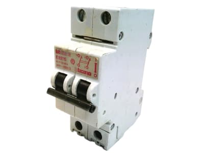 LEGRAND E82/15