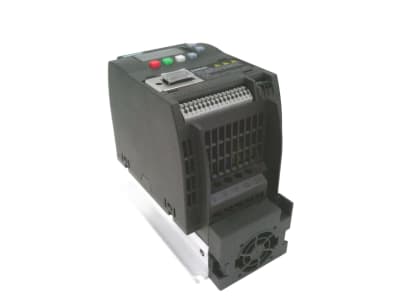SIEMENS 6SL3210-5BE21-5UV0