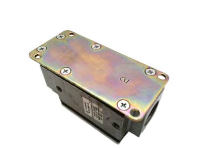 SCHNEIDER ELECTRIC L100WTR2M12