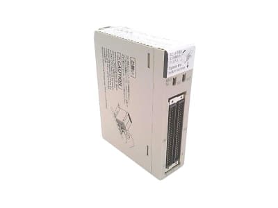 OMRON CS1W-NC413