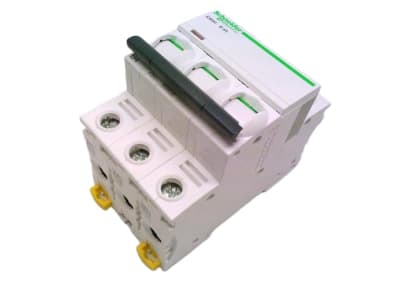 SCHNEIDER ELECTRIC A9F53304