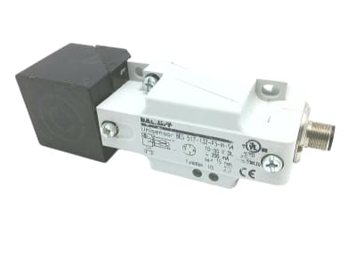 BALLUFF BES-517-132-P3-H-S4