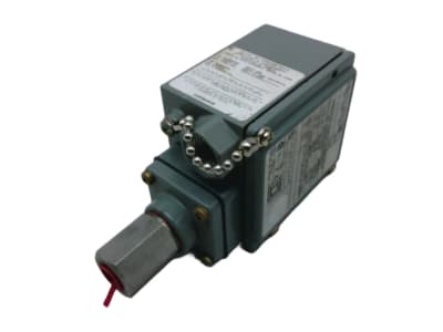 TELEMECANIQUE SENSORS 9012GFW2