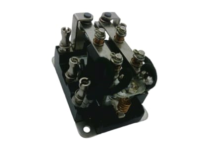 STRUTHERS DUNN RELAYS 18XBX-115V