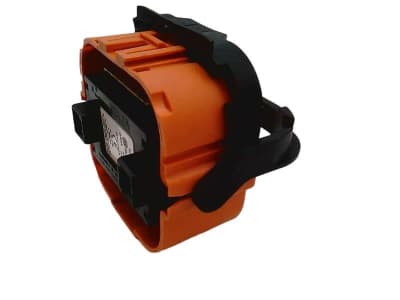 TE CONNECTIVITY 1-2103172-1