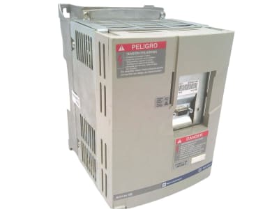 SCHNEIDER ELECTRIC ATV58HU29N4