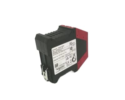 SCHNEIDER ELECTRIC XPSAK311144