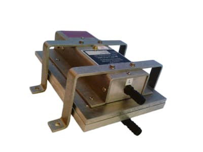 EASTERN INSTRUMENTS FVR-1A