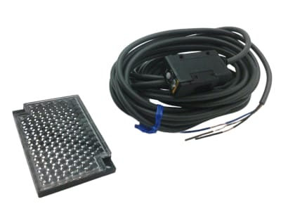 OMRON E3S-AR81