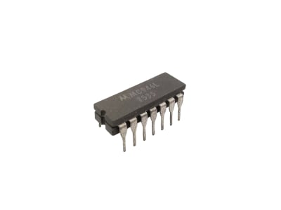 NXP SEMICONDUCTOR MC946L