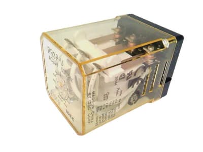 IDEC RR3P-UAC24V