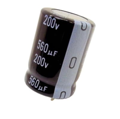 NICHICON LGG2D561MELZ30