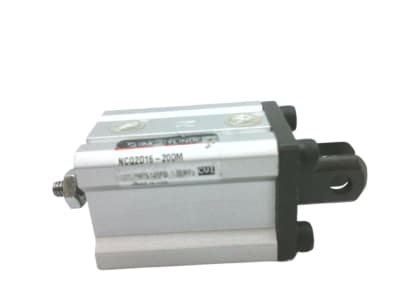 SMC NCQ2D16-20DM