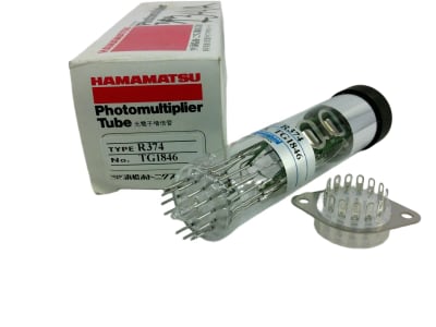 HAMAMATSU R374