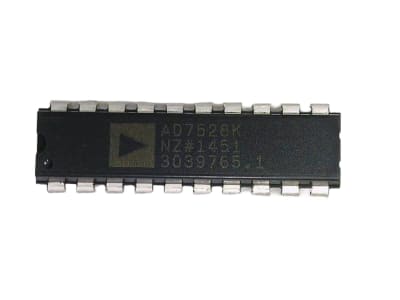 ANALOG DEVICES AD7528KNZ