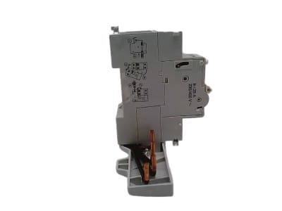 SCHNEIDER ELECTRIC 21718