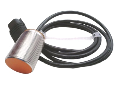 EFECTOR IIB3015BBPKG/1,5M/DT04-3P-IIS296